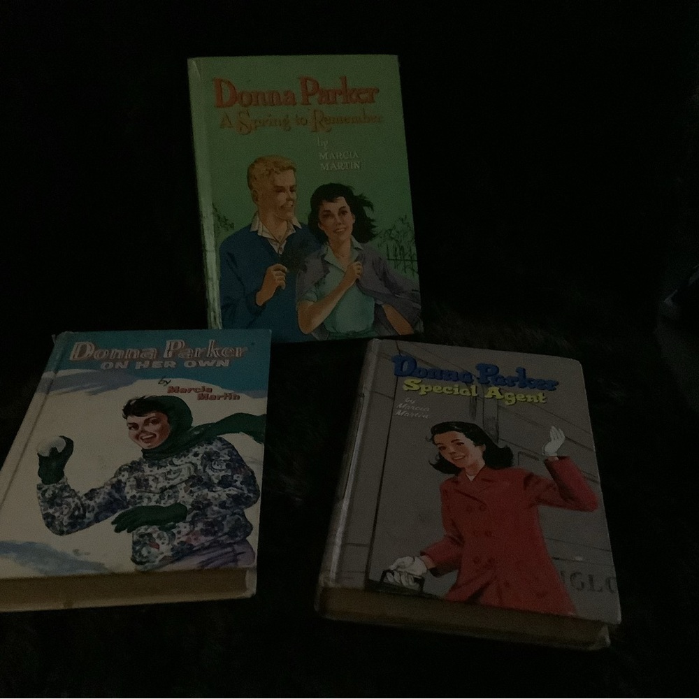 3 Vintage Donna Parker Chapter Books by Marcia Martin